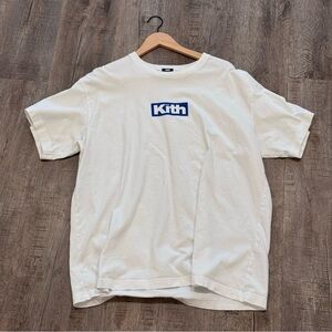 Kith White Tee with Navy Box Label Size XL
